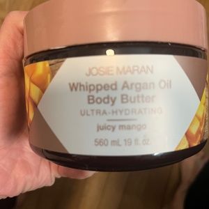Josie maran whipped body butter, juicy mango 19fl oz